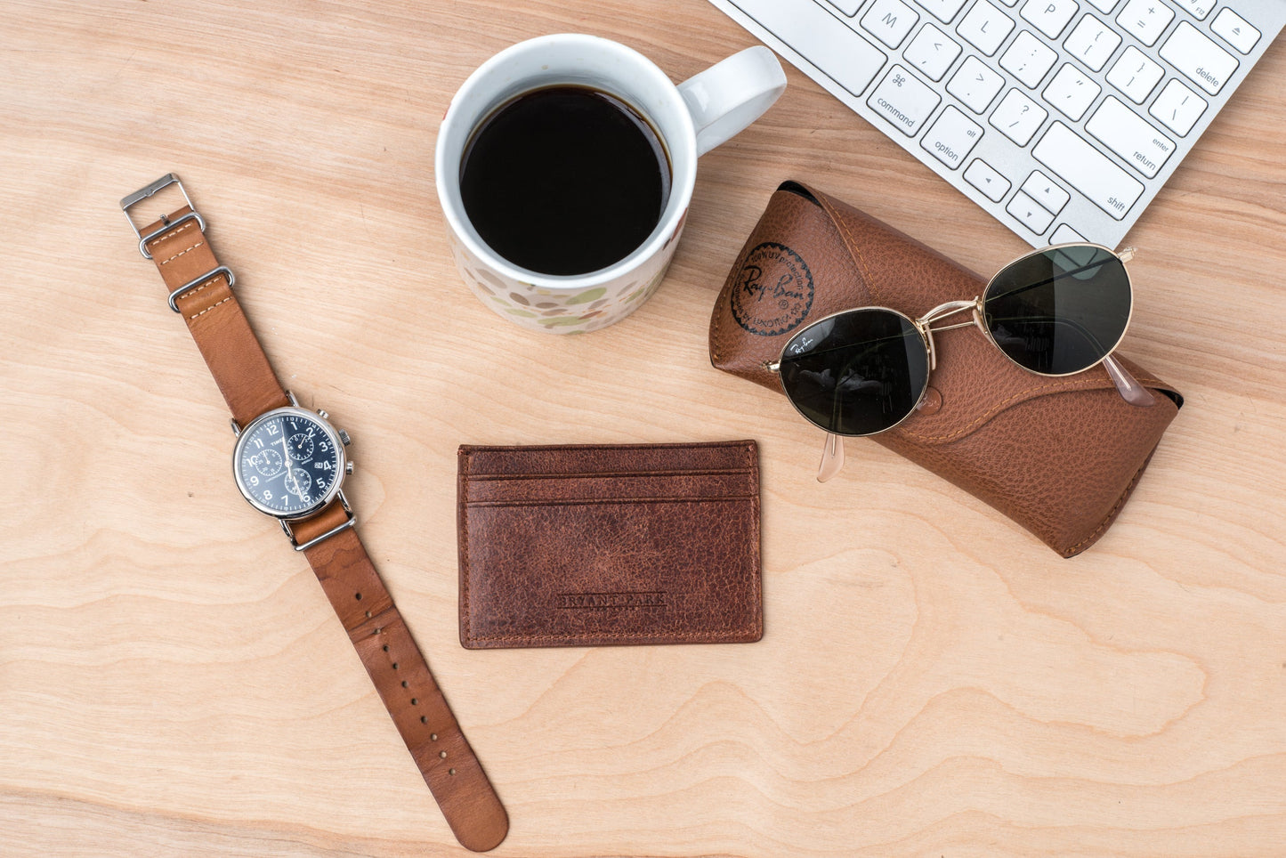 Distressed Full-Grain Leather Card Case | BPC100